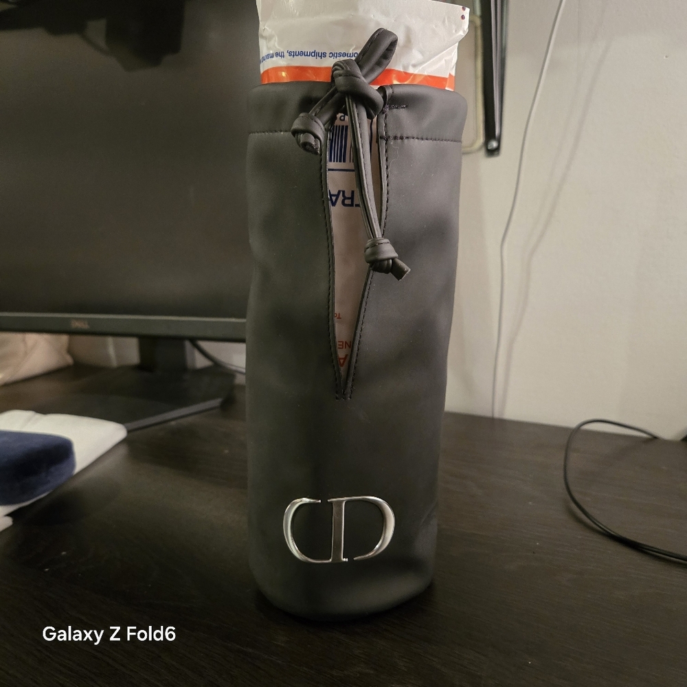 DIOR BEAUTY DRAWSTRING MAKEUP BAG - Picture 1 of 5